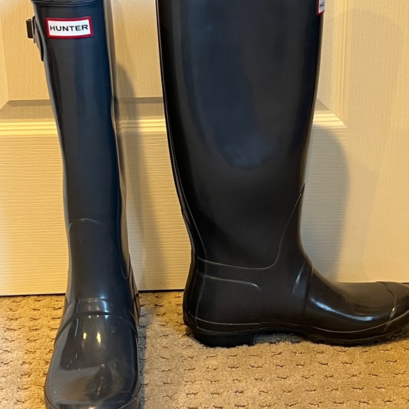 Dark Grey Gloss Hunter Boots - Picture 4 of 6